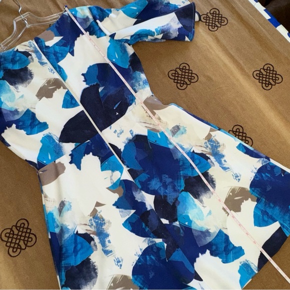 Belle Badgley Mischka Blue Abstract Print Bell Short Sleeve Knee Length Dress - Picture 16 of 16